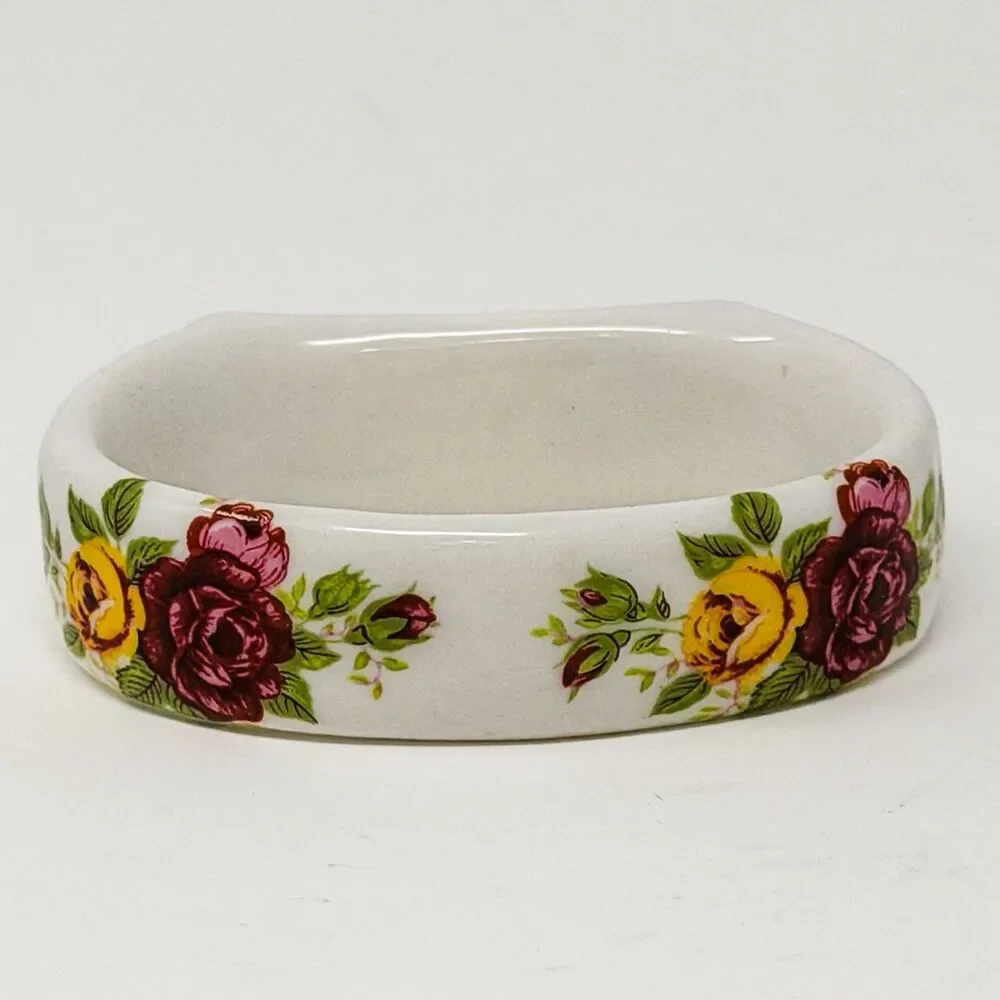 Unbranded charming vintage